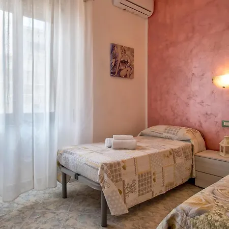 Il Nespolo , Vicino Alle Spiagge, Per Coppie E Famiglie Apartment Alghero