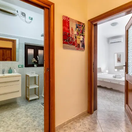 Il Nespolo , Vicino Alle Spiagge, Per Coppie E Famiglie Appartement *